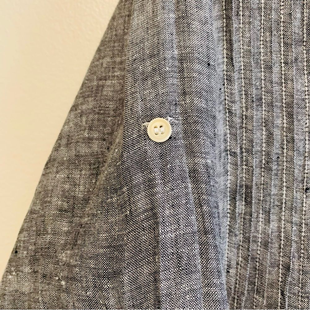 CP Shades Regina chambray grey linen pintuck split b neck tunic top size xs - Picture 7 of 8